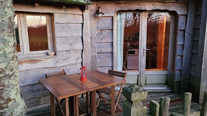 Cabane Perchée Du Bost, Chambre d'Hôtes à Lamonzie-Saint-Martin