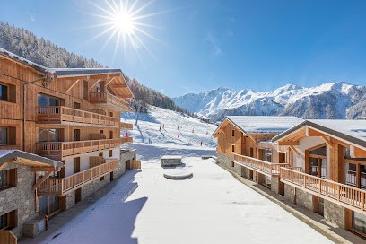 La Cour Aux écureuils, Location de Vacances à Peisey-Nancroix