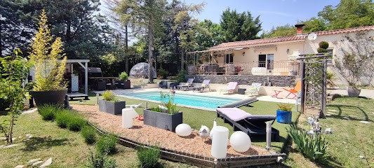 La Villa Sigonçoise, Chambre d'Hôtes à Sigonce