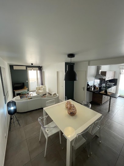 Chez Simone Mèze, Location de Vacances à Mèze