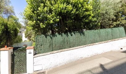 Un coin de campagne en ville, Location de Vacances au Cannet