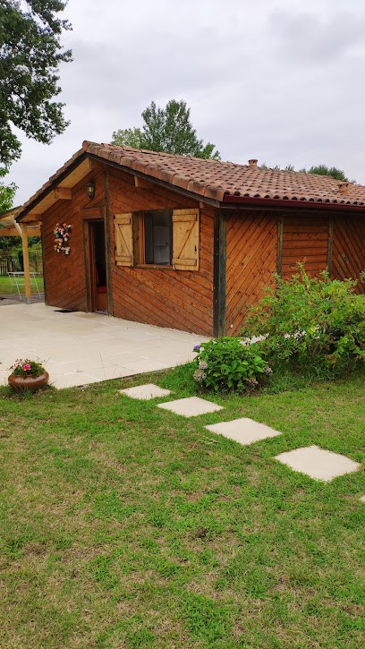 Les 4 Chênes, Chambre d'Hôtes à Hinx