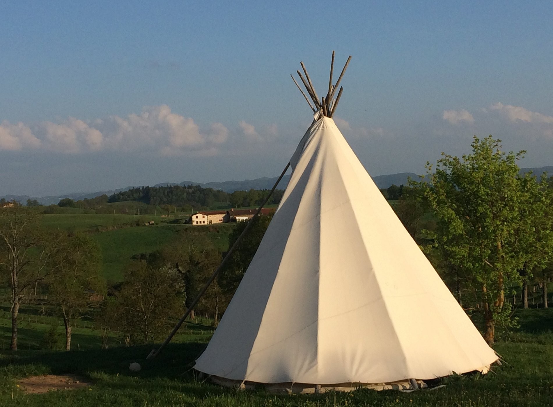 LES CHAMBRES DE L'OUEST, Chambre d'Hôtes à Longessaigne