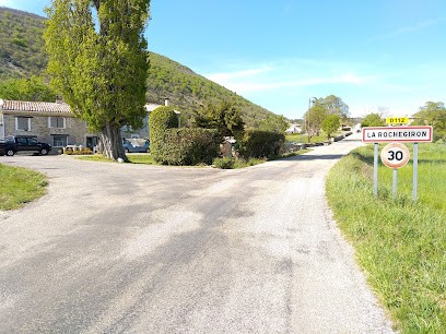Les bois rouges, Chambre d'Hôtes à La Rochegiron