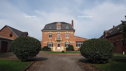 Chez Bérénice Et Clément, Chambre d'Hôtes à Miraumont