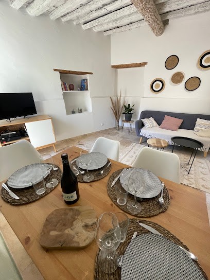 L'Oustau De Célia, Location de Vacances à Maussane-les-Alpilles