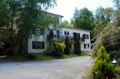 L'Orée Des Bois, Chambre d'Hôtes à Lacrouzette