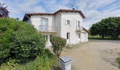 Gîte Du Pas D'Ozelle, Location de Vacances à Saint-Ciers-sur-Gironde