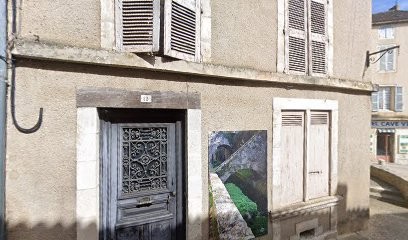 Maison De La Tour, Chambre d'Hôtes aux Junies