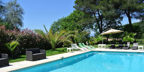 La Maison Des Cerisiers, Location De Vacances au Cannet