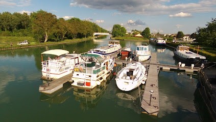 Péniche Serenity, Chambre d'Hôtes à Sillery