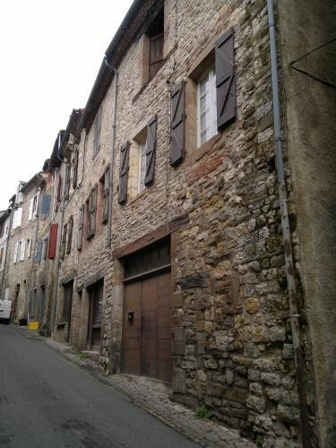 LOU GAT Popy, Chambre d'Hôtes à Cordes-sur-Ciel