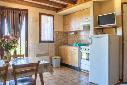 Gîtes Bourdeilh, Location De Vacances à Rouffignac-Saint-Cernin-de-Reilhac