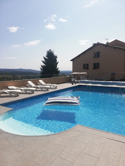 La Villa Du Saule, Piscine, Pétanque, Vue, Barbecue, Four à Pizza, Détente, Thermes De Vals Les Bains, Pont D’Arc, Location de Vacances à Vals-les-Bains