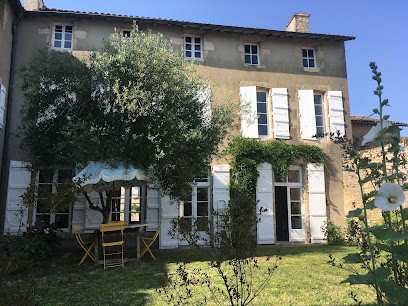 Villa Mitsou, Maison d'Hôtes à Melle