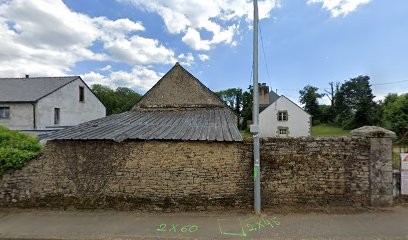 Le Vieux Presbytère - Gite et chambre d'hôtes avec piscine - Proche mer Auray Vannes MORBIHAN, Chambre d'Hôtes à Pluneret