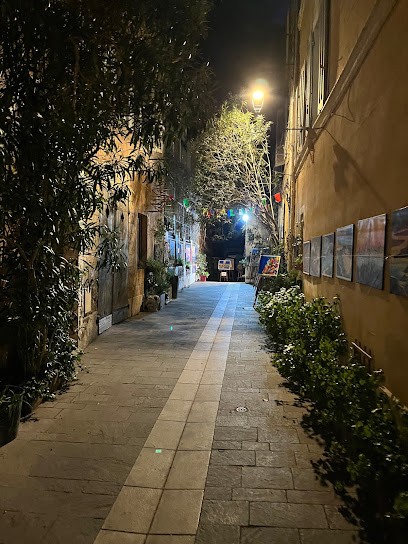 La Maison Du Petit Canard, Chambre d'Hôtes à Marseille 02
