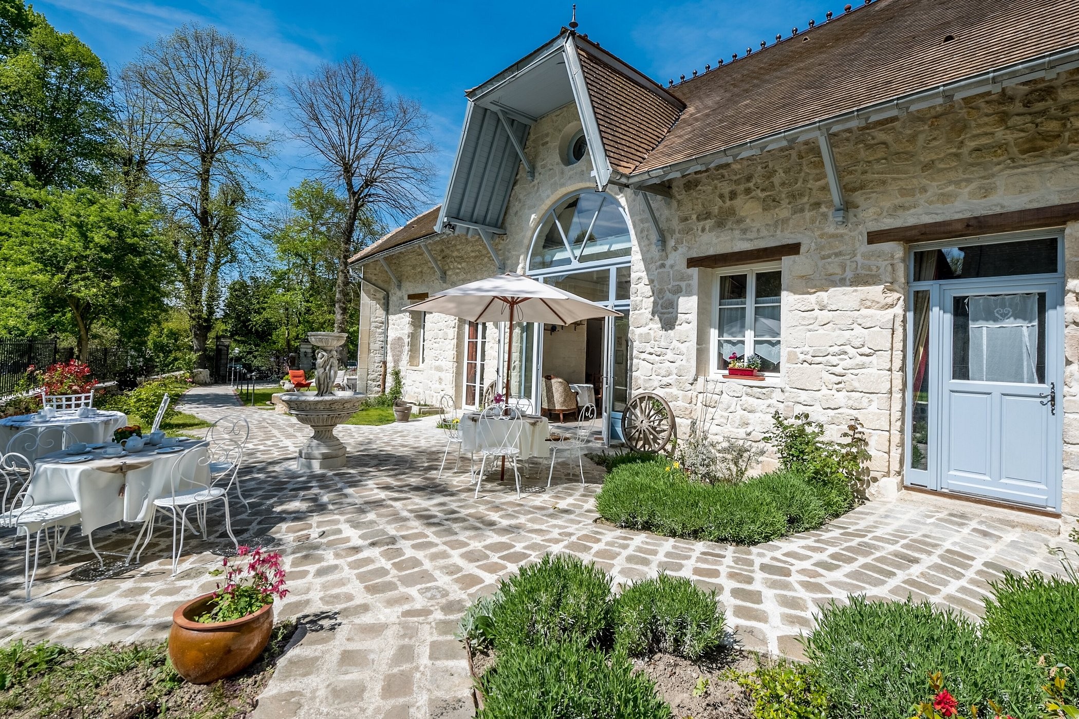 Chateau de Pourpry, Maison d'Hôtes à Damiatte