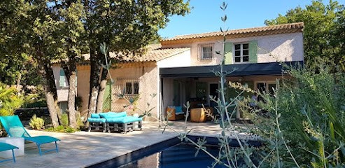 L'Ostal des Oliviers - Chambres d'Hôtes, Chambre d'Hôtes à Saint-Quentin-la-Poterie