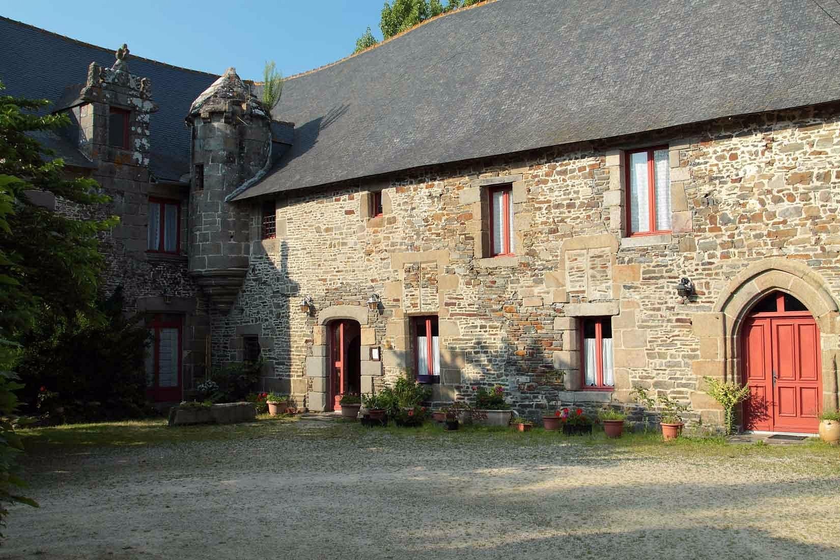 Manoir De La Grande Mettrie, Chambre d'Hôtes à Roz-Landrieux