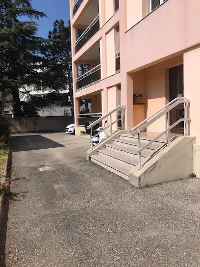 Cosy Studio, Location de Vacances à Tournon-sur-Rhône