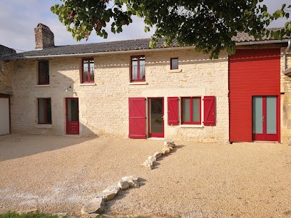 Les gites de Poué, Location de Vacances à Cuhon