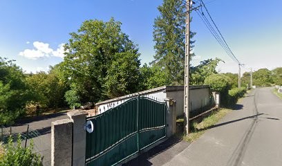 Aux Pierres Feuries, Location de Vacances à Cormatin