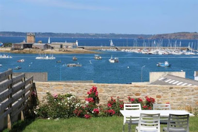 Maison La Marine, Location De Vacances à Camaret-sur-Mer