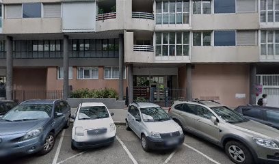 Zeusman Hotel, Chambre d'Hôtes à Lyon 07