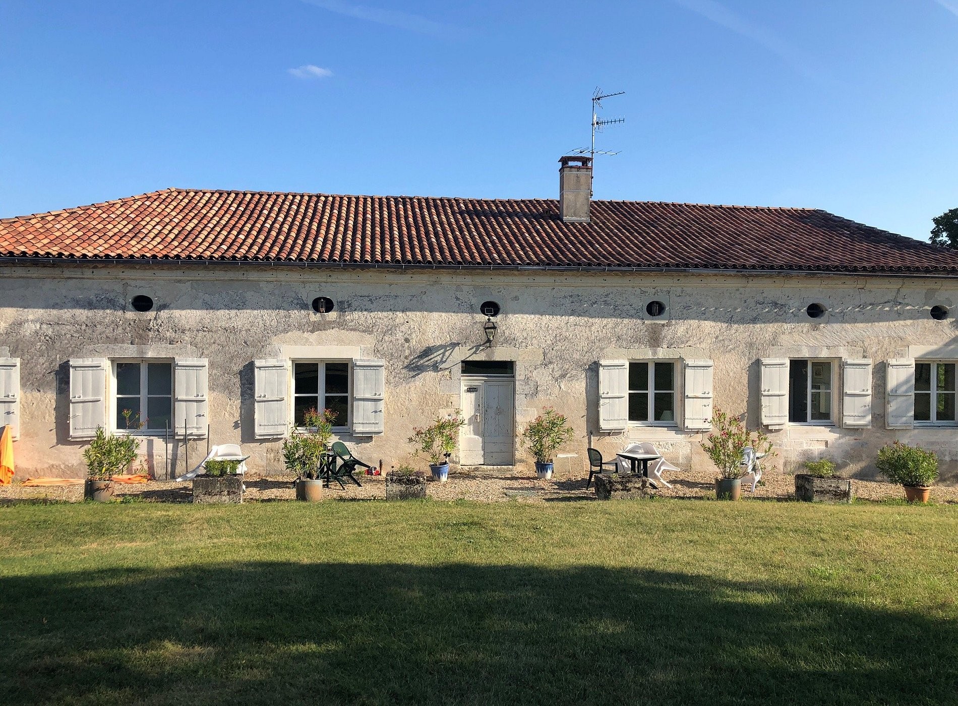 Domaine De Puyrousse, Chambre d'Hôtes à Villetoureix