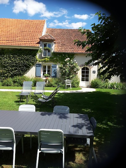 Chambres d'hôtes Domaine Le Gué, Chambre d'Hôtes aux Aix-d'Angillon