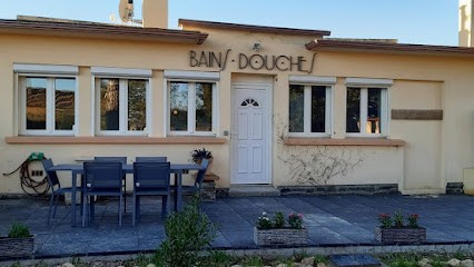 Les Bains Douches, Location de Vacances à Tresserre