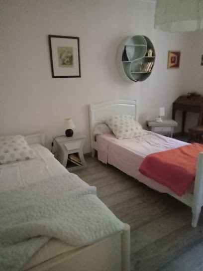 Gombault chambre à la ferme, Chambre d'Hôtes à Sandillon