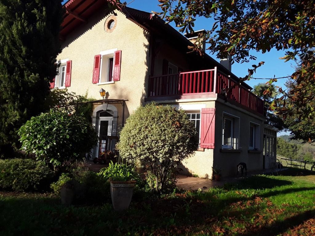 Chez Cécile et Jean no, Chambre d'Hôtes à Gan