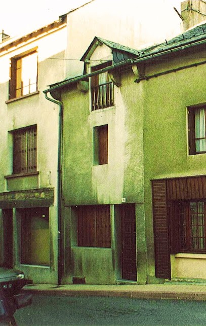 Gîte De Saint Alban Sur Limagnole MMA021, Maison d'Hôtes à Saint-Alban-sur-Limagnole