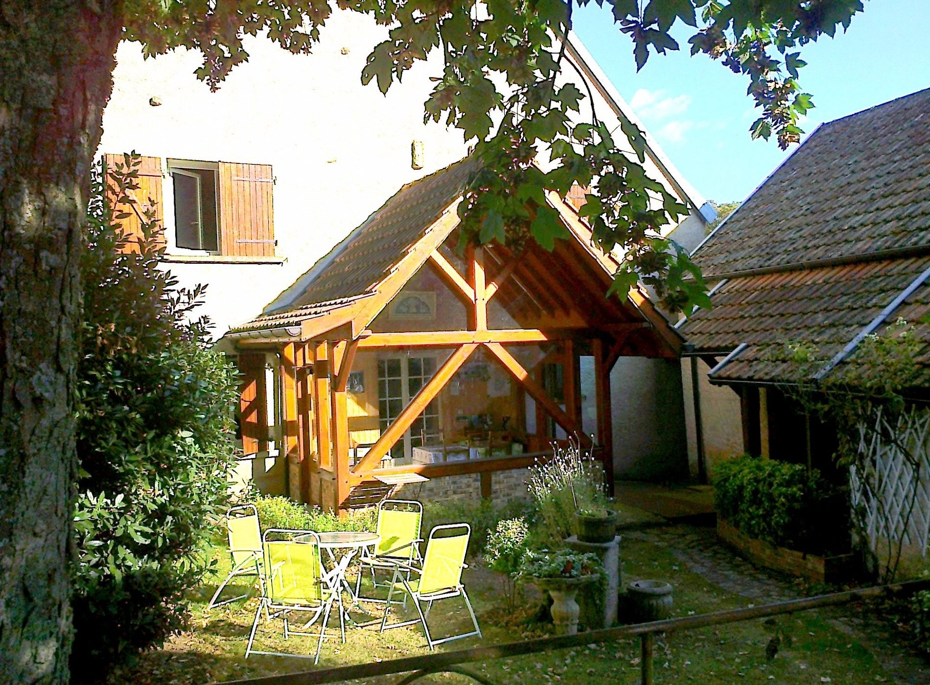 L`ALLÉE DES PEUPLIERS, Chambre d'Hôtes à Chevigny