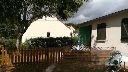 Résidences Arc-En-Ciel Locations-vacances-morvan, Chambre d'Hôtes à Saint-Honoré-les-Bains