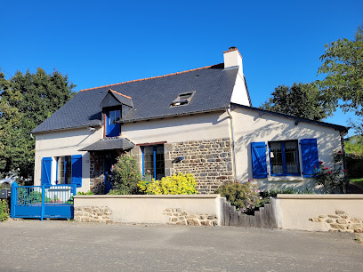 Chambre D'hôtes Les Lutins Bretagne Romantique, Chambre D'hôtes à la Chapelle-aux-Filtzméens