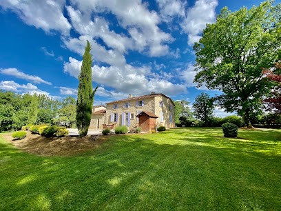 Maisons P&P, Location de Vacances à Montayral