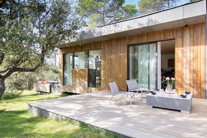 Villa Architecte Aix, Maison d'Hôtes à Rognes
