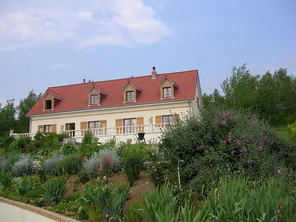 La maison Fleurie, Chambre d'Hôtes à Épagne-Épagnette