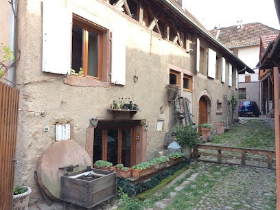 Le Cocon du Potier, Location de Vacances à Dambach-la-Ville