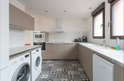 Paris Express House, Location De Vacances à Bagnolet