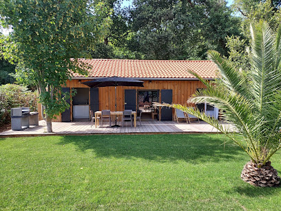 Chalet Victoria, Location De Vacances à Biscarrosse