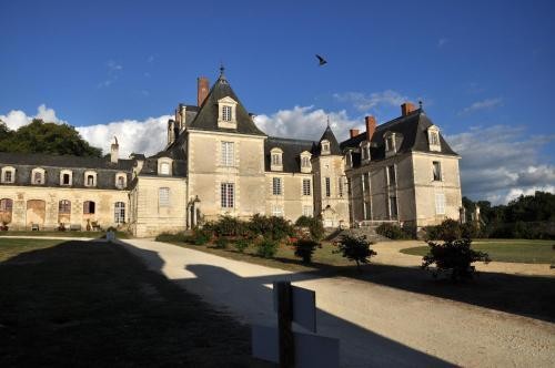 Découvrez Le Chateau De Gizeux, Chambre d'Hôtes à Gizeux