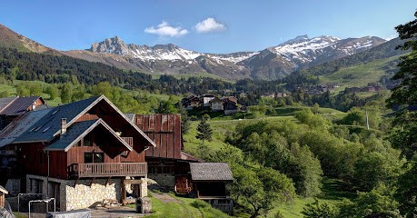 Le Chalet Du Pré, Location de Vacances aux Avanchers-Valmorel