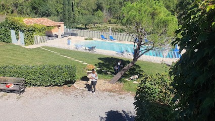 Le Moulin De Prédelles, Location de Vacances à Reillanne