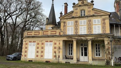 Château de Maucouvent, Chambre d'Hôtes à Challuy