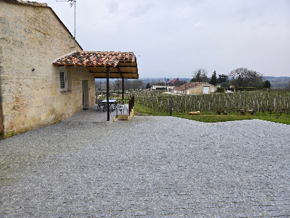 Le Cottage Des Vignes, Location De Vacances à Saint-Christophe-des-Bardes