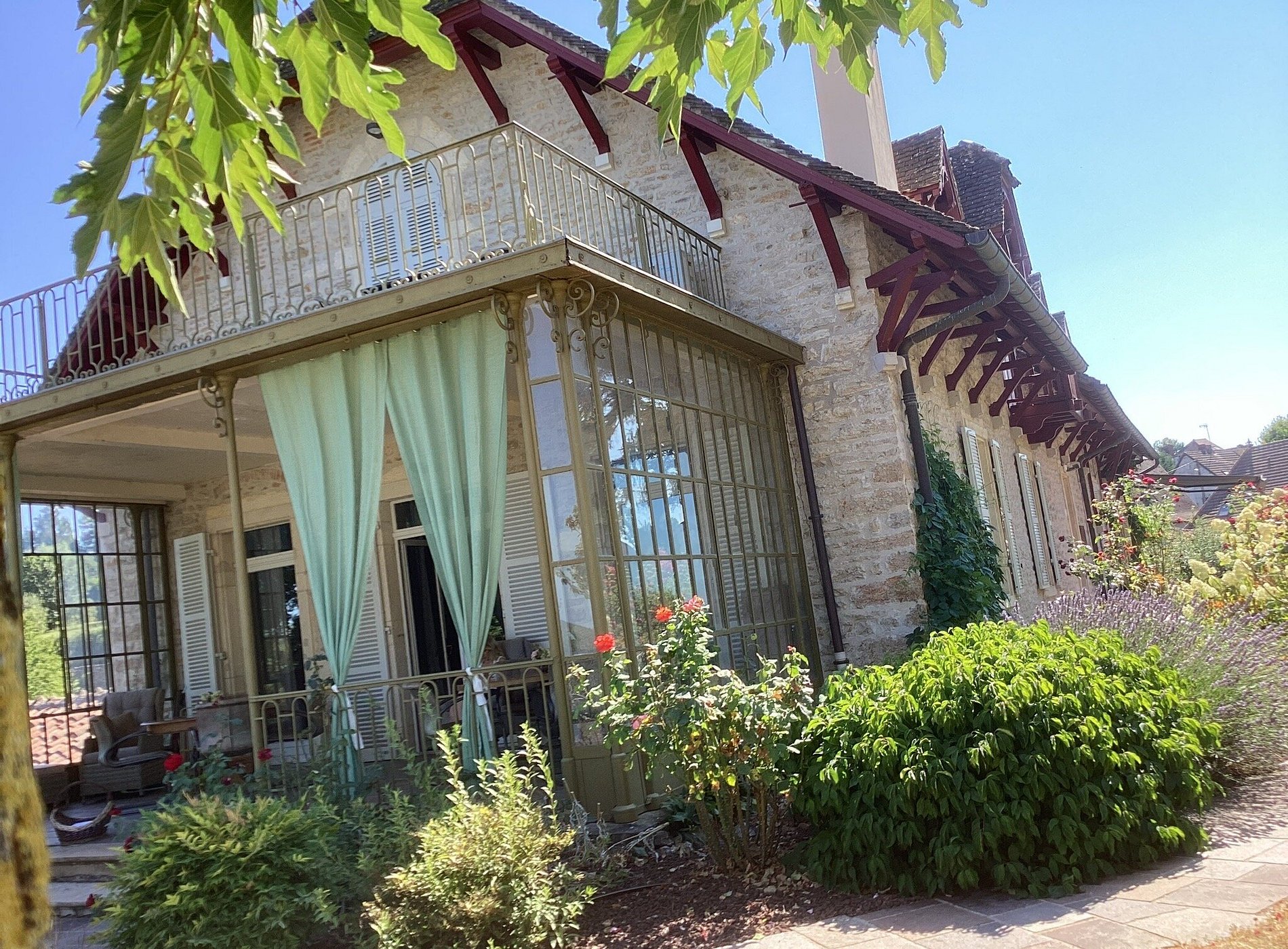 Domaine Des Chailloux, Chambre D'hôtes à Jully-lès-Buxy